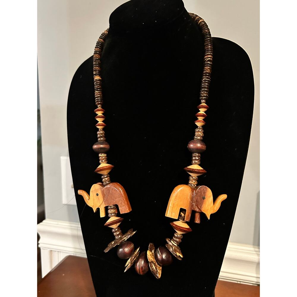 Vintage Handcrafted Carved Elephant Necklace Brown Beaded Statement Boho - Picture 5 of 12